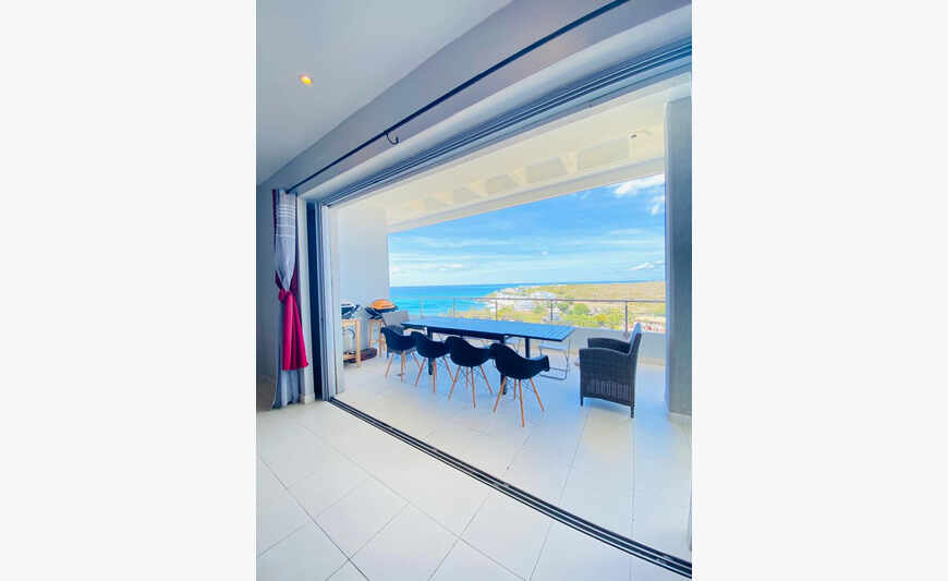 2 Slaapkamers Blue Mall Appartement Te Huur