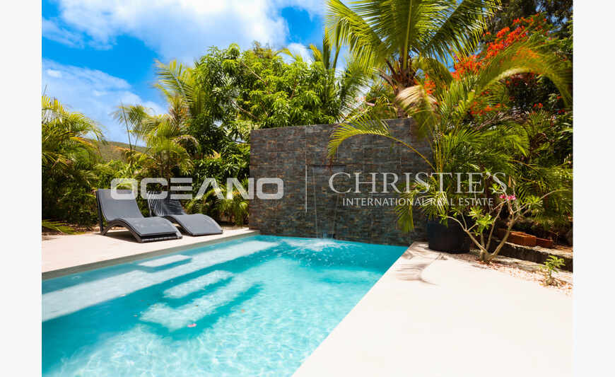 3 bedrooms Villa + 2 bedrooms house @ Dawn Beach