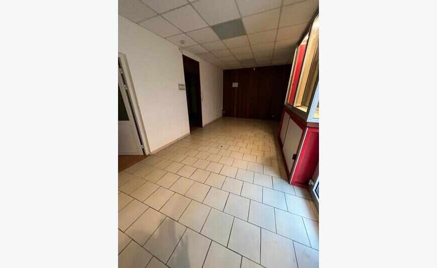 À Kourou, de 60m2 à louer 900 Eur par mois