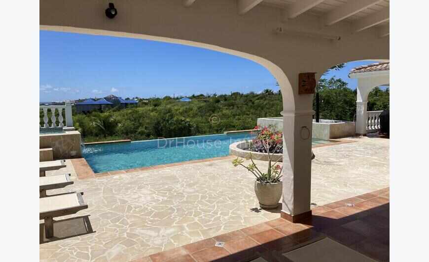 Villa 4 bedrooms Les Terres Basses...
