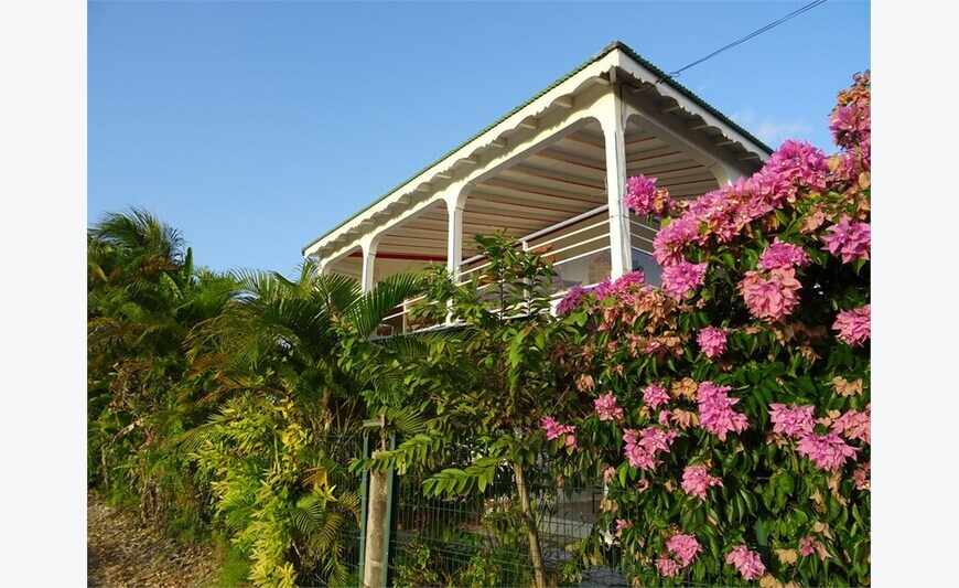 Saint Francois propriete avec 4 appartements