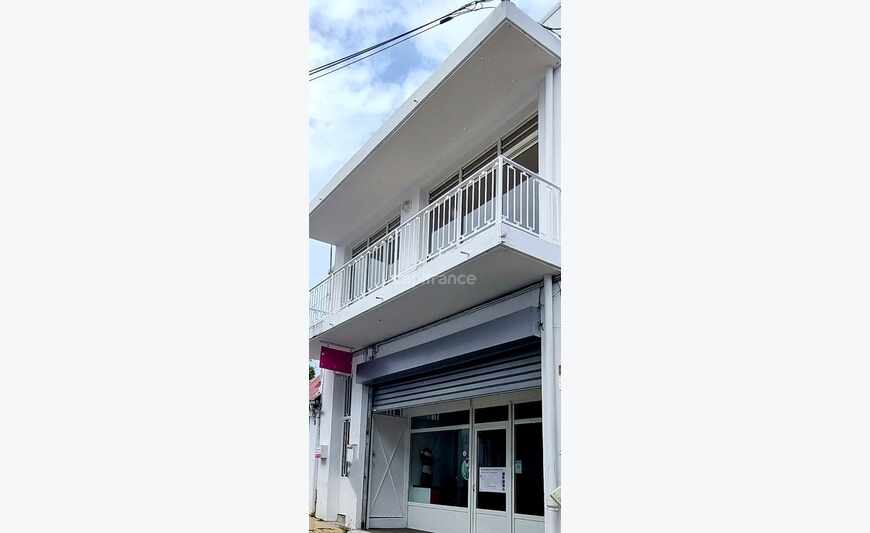 en Exclusivité immeuble à Basse-Terre