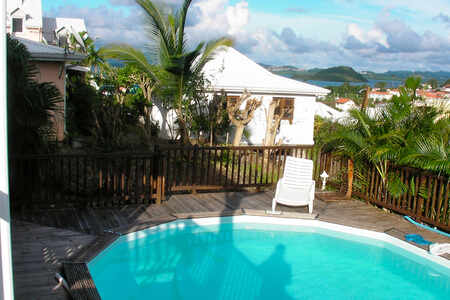 T3 MEUBLE PISCINE VUE SUR MER