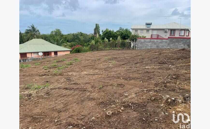 Terrain 1 000 m²