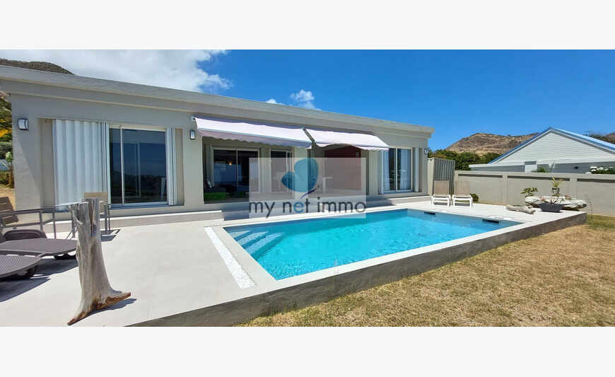 VILLA MODULABLE AVEC VUE MER ORIENT BAY ET PISCINE