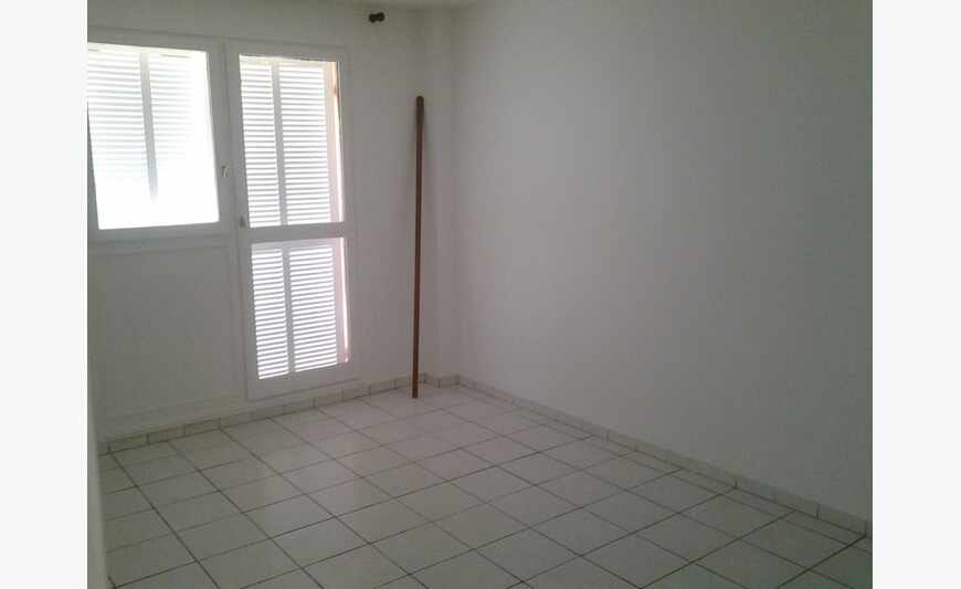 Grand F2 de 81,91 m² et une terrasse privative de 81 m²
