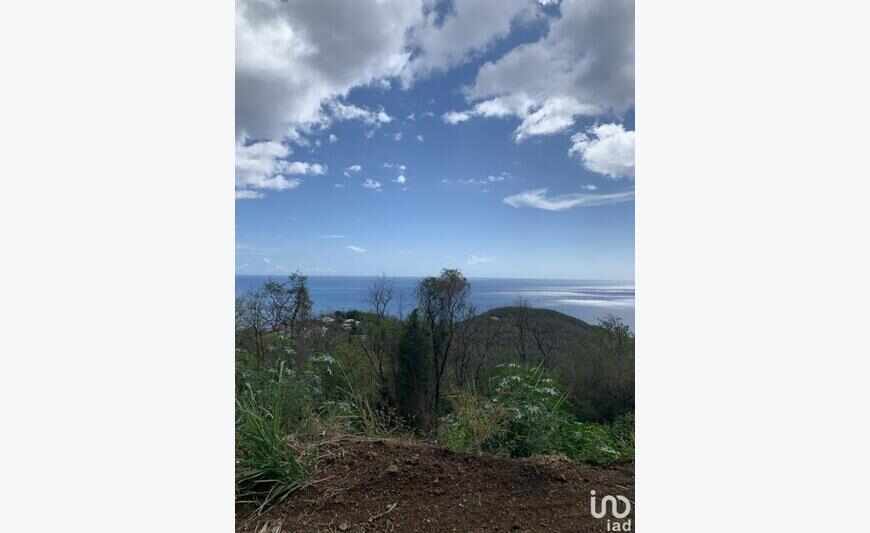 Terrain 2 097 m²