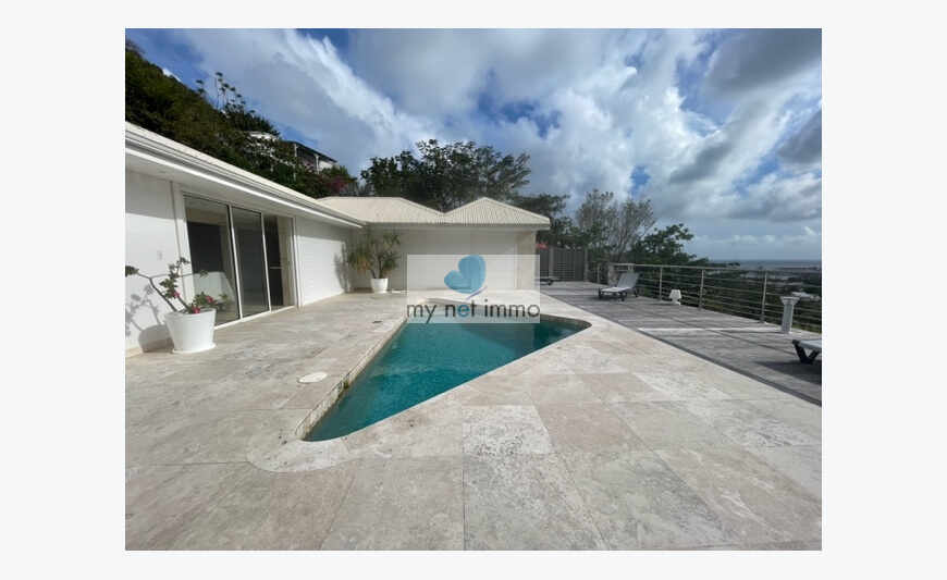 SEA VIEW VILLA + 2 ALMOND GROVE APARTMENTS