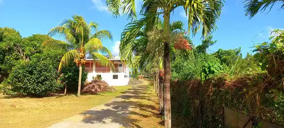 Sainte Anne maison P4 de 130 m² -...