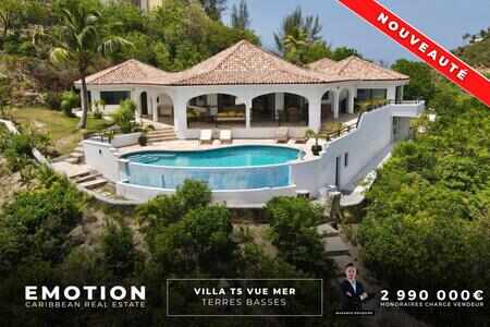 Villa T5 sea view in Terres Basses