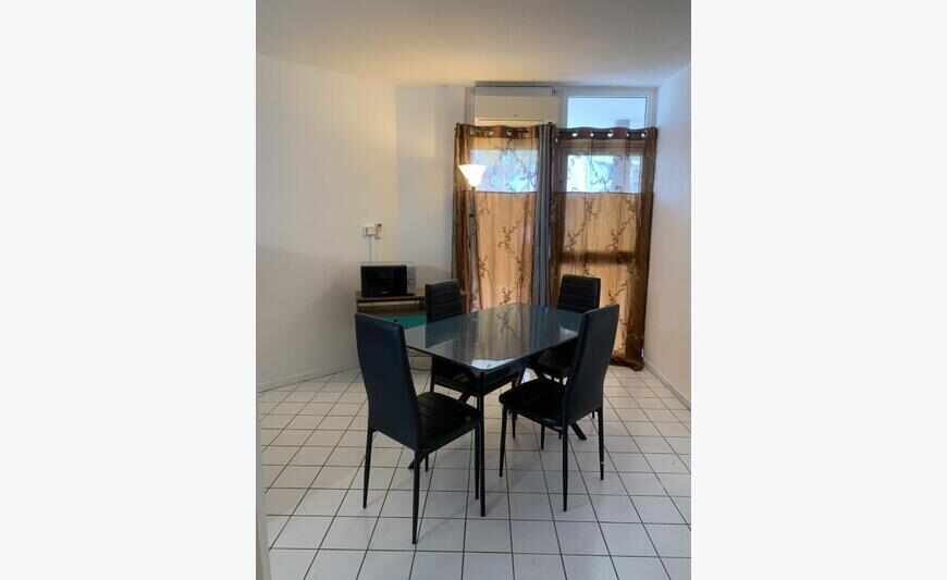 Studio Meuble - Howell Center