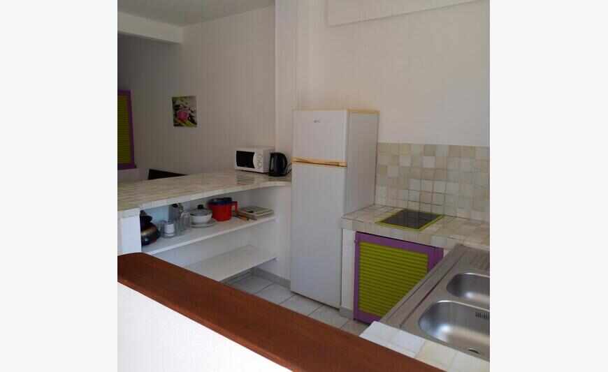 Grand appartement (14) en location 900...