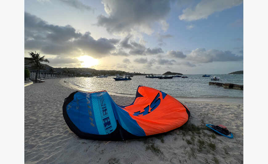 Aile de Kitesurf Naish Pivot 14m 2021