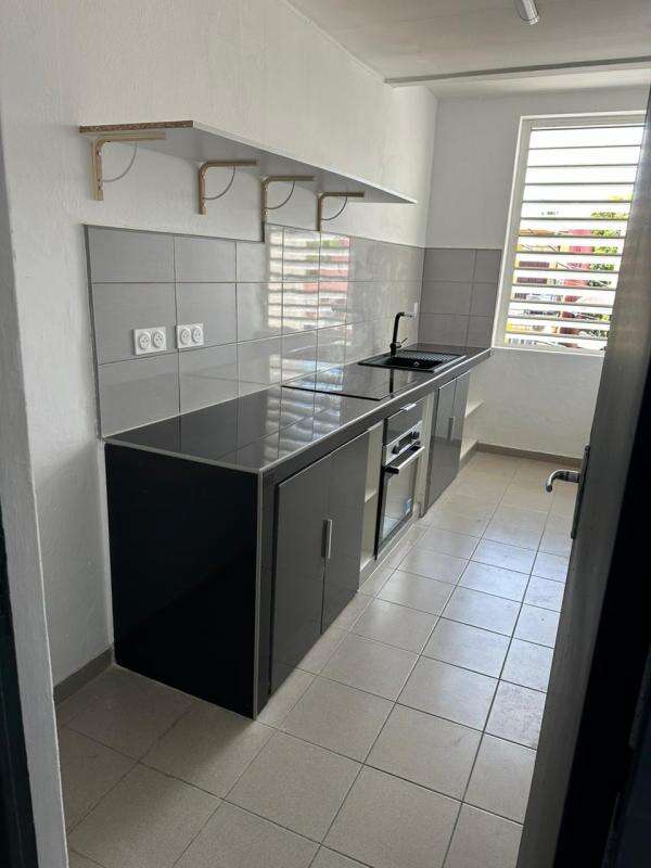 Appartement T3 60m2 Cville Cayenne 900Eur