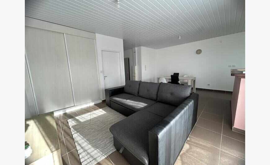 A louer Appartement Studio T1 meublé...