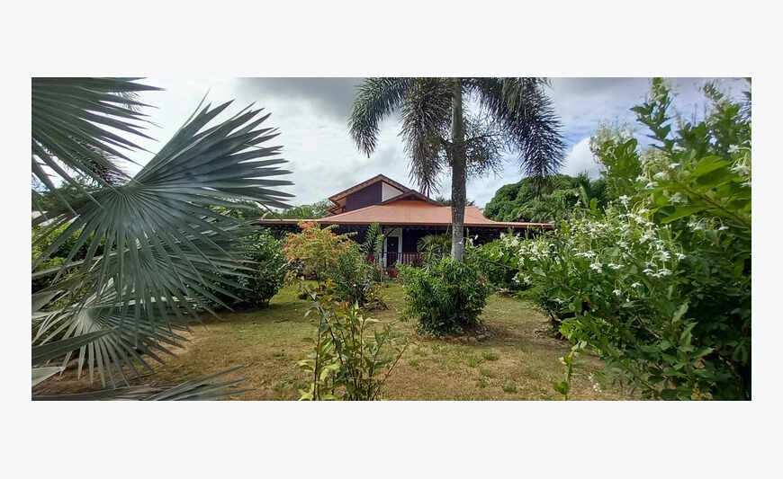 Macouria - Maison créole en bois T5