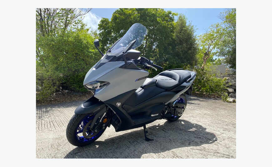 TMAX 560, 2022, état neuf