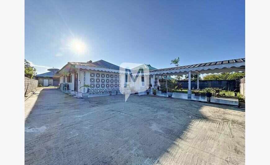 Macouria maison T6 de 142m² sur un terrain 898 m²