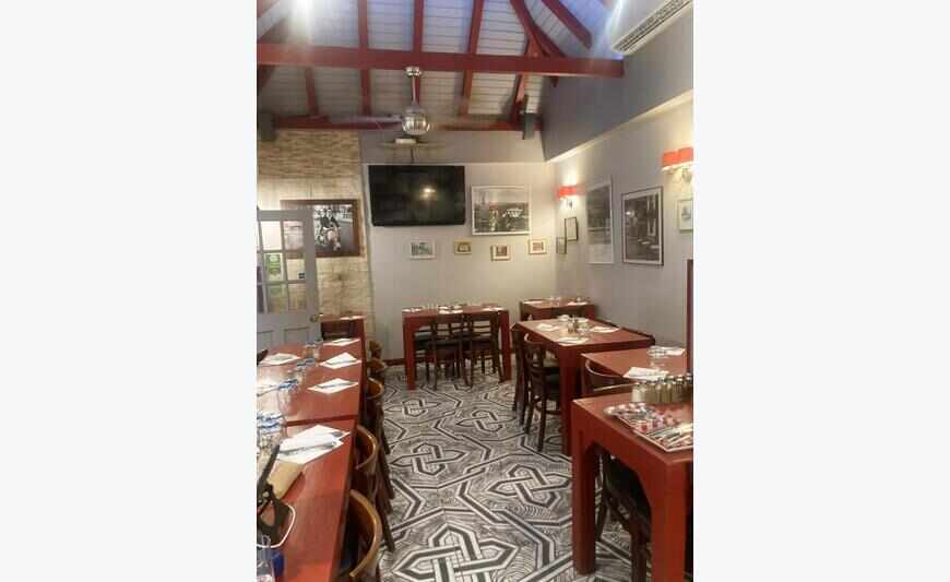 Murs Commerciaux - Centre De Marigot - 70m2