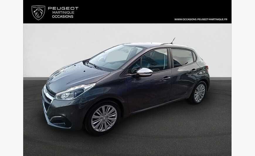 PEUGEOT 208 1,2L PURETECH 110 SIGNATURE EAT6