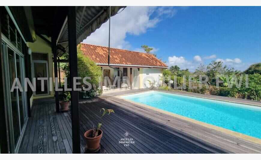 Schoelcher : Villa F5/6 avec piscine +...