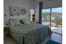 Maison, communauté fermée,2.5 sdb, piscine et générateur