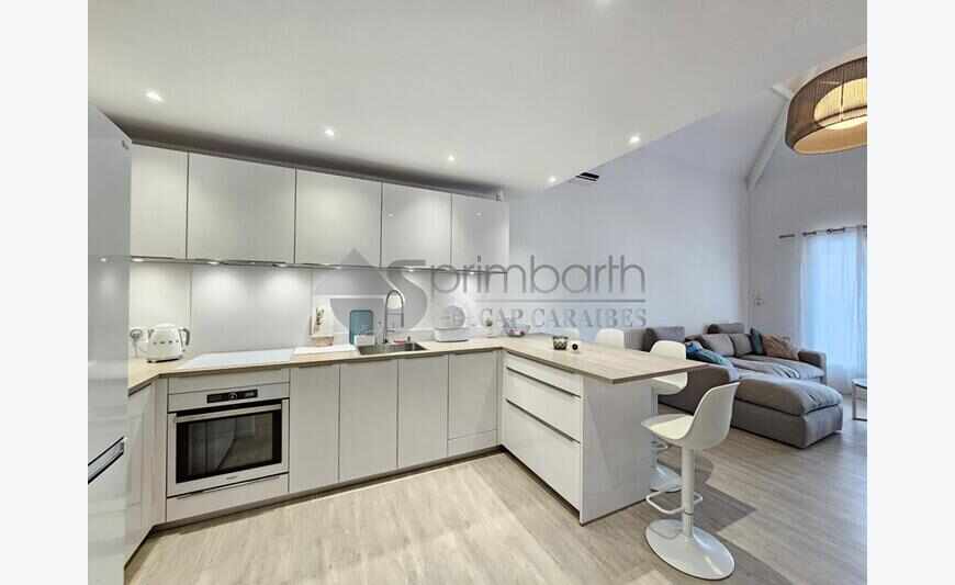 Baie Orientale - Apt 3 Pieces Renove