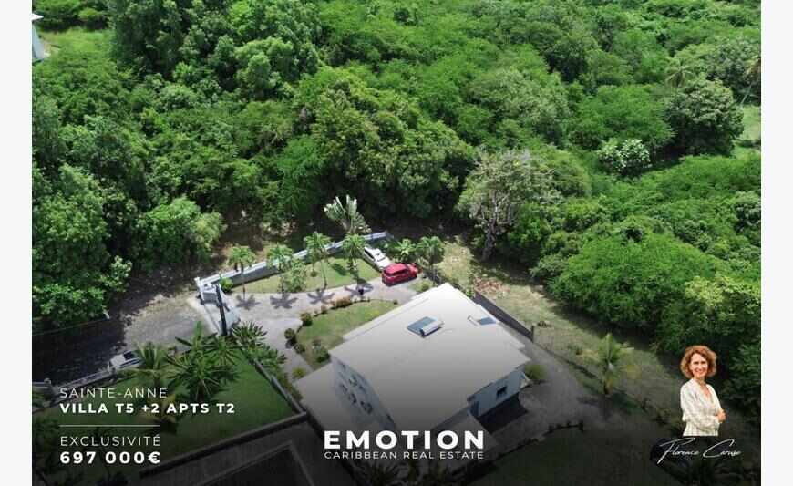 Villa 4 chambres et mezzanine + 2 appartements T2 à Sainte