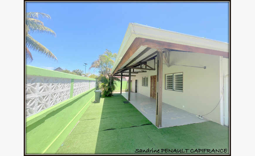 A Kourou (97310) Une Maison Individuelle T4 de 90 m² -