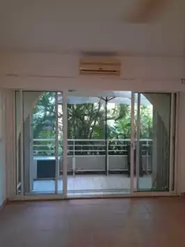 Studio in a residence with private beach and swimming pool