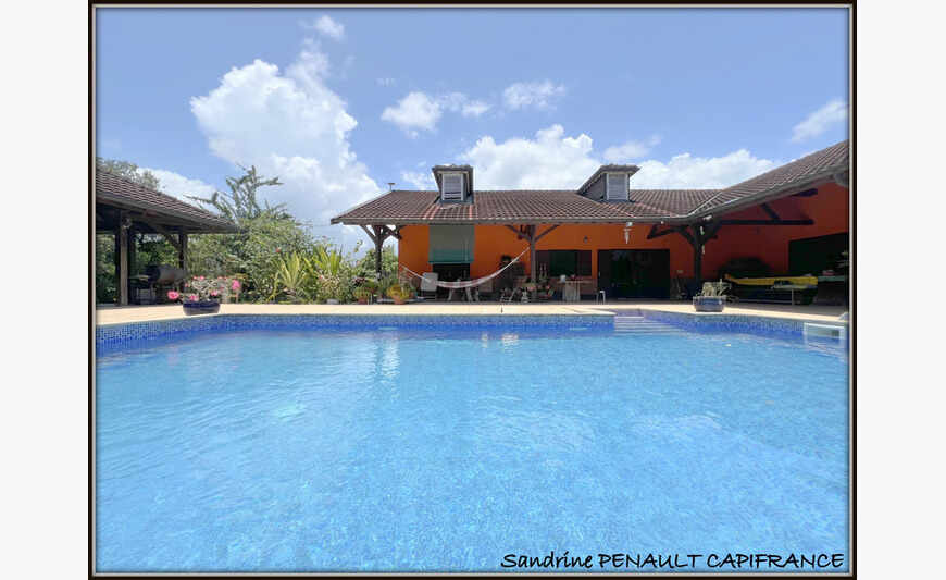 A Kourou (Guyane Francaise) Une Splendide Propriete - Villa