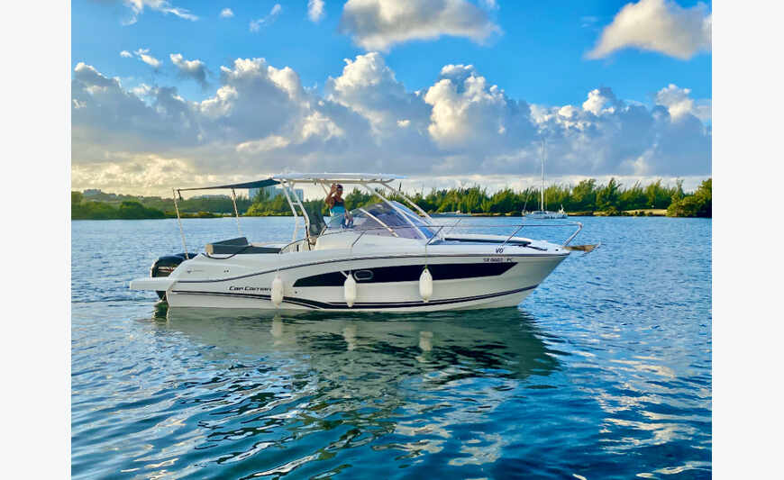 SUPER AFFAIRE JEANNEAU CAP CAMARAT 9.O W.A