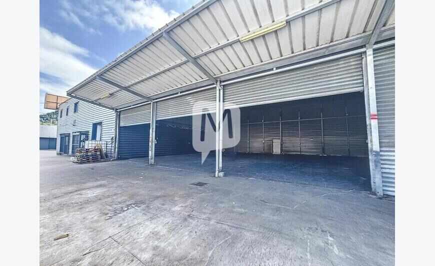 Dpt Guyane, à louer Remire-Montjoly entrepôt de 436 m²