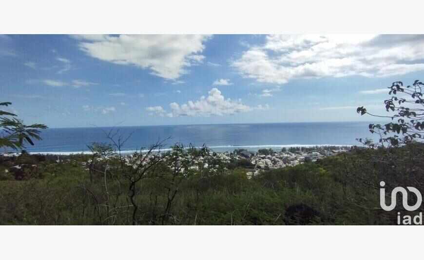 Terrain 44 407 m²