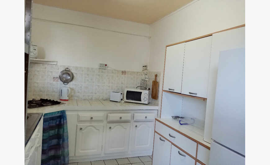 F2 meublé bas de villa Pliane Gosier