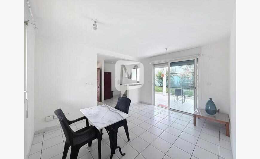 à louer Remire Montjoly Appt T2 meublé de 41 m² au Rdc