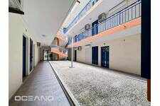 Local commercial en rez-de-chaussée