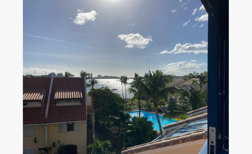 LARGE TYPE 3 LAGOON VIEW LES MARINES