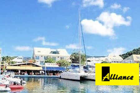 plateau de 250 m² sur la marina