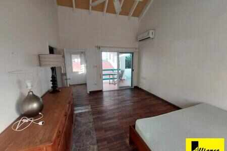 Lot de 3 appartements en partie hollandaise