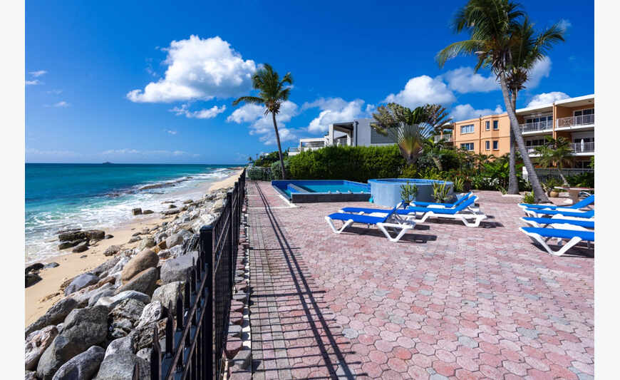 Beachfront Deluxe 3 Bedroom 3.5 baths