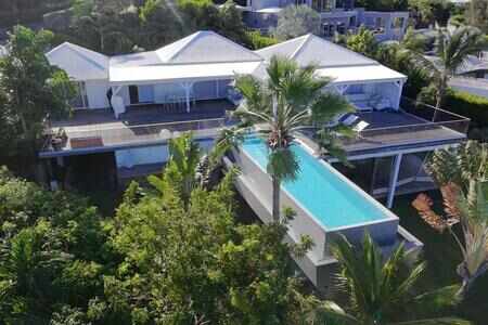 Villa haut de gamme avec vue mer sur 2000 m² de terrain