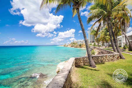 1713 - Appartement Type 3 Cupecoy À 830 000