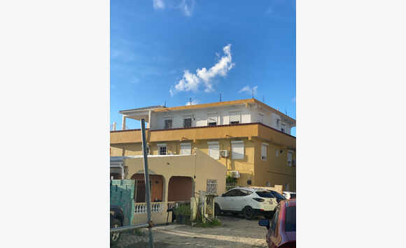Cole Bay Appartement, 5 Eenheden, 3-Verdiepingen, St. Maarten