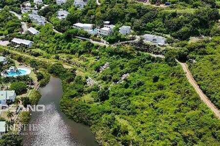 Terrain - Anse Marcel