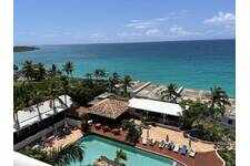 Un bijou d'appartement sur la plage .