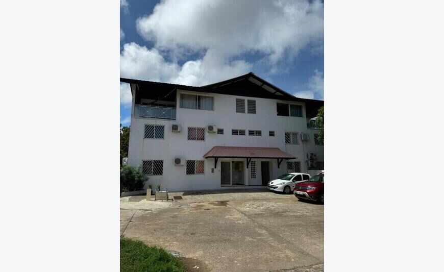À acheter 187200 Eur à Cayenne : appartement avec terrasse