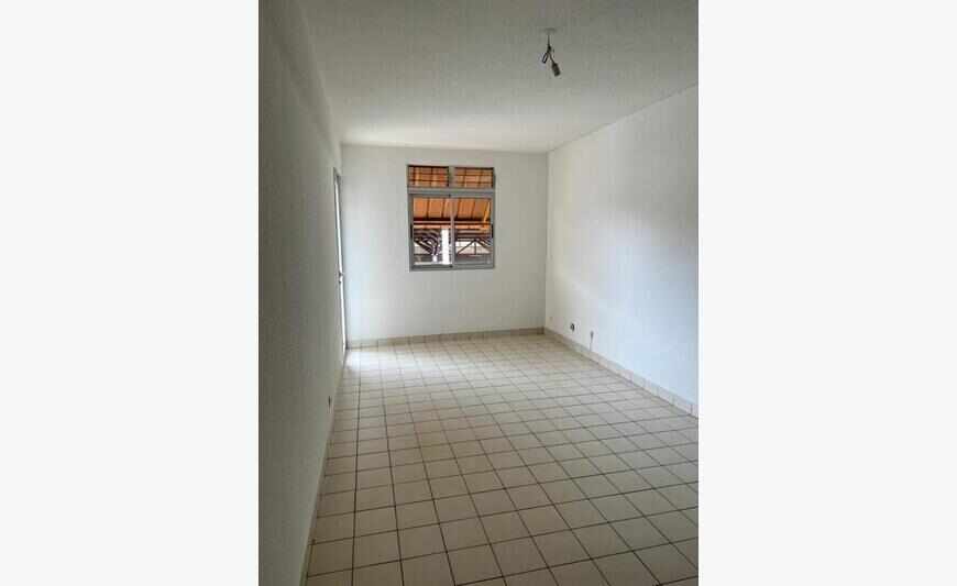 Un appartement Type 2 à louer 636 Eur par mois à Kourou B1