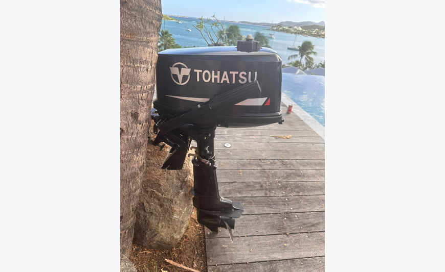 Moteur Annexe 5cv tohatsu avec Nourice / tank