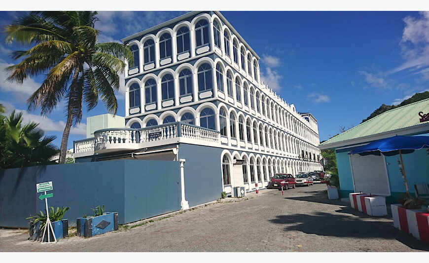 Commerical Building Philipsbrug St. Maarten
